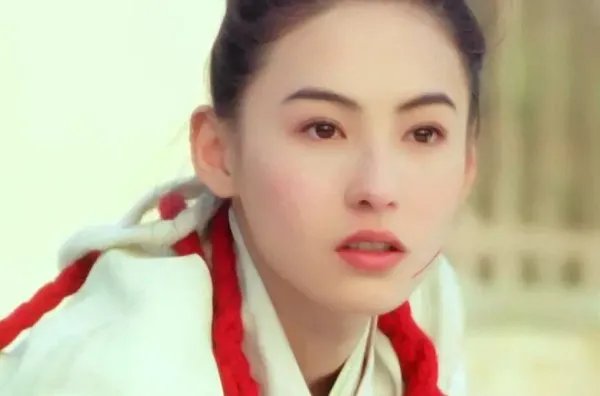 张柏芝被索赔巨额资金，谢霆锋会不会出手帮她渡过难关？