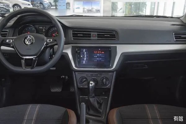 大众朗逸的性价比高吗？它的配置高吗？