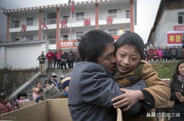 为什么感觉今年大家都急着回农村过年？