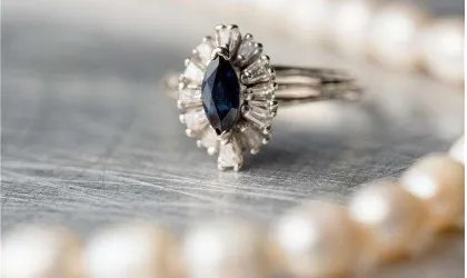 钻石价格一般多少钱,一克拉钻石价格大概是多少人民币?