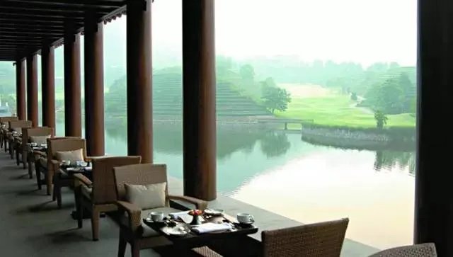 除去裸心谷，国内还有这么多设计绝美的度假村