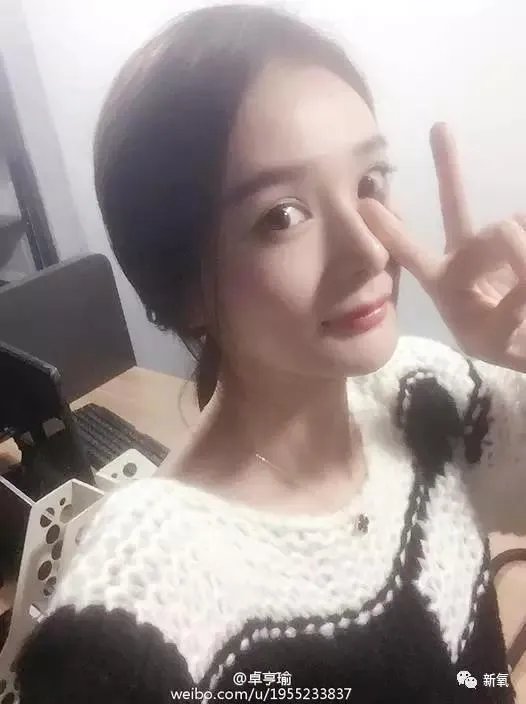 替身神似杨幂、放话称“是她整得像我”，你怎么看？