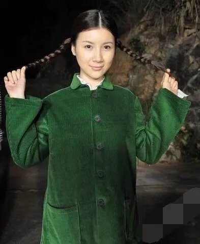 何政军老婆的照片