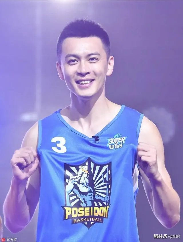 王仕鹏的老婆是什么，是李跑还是老公？