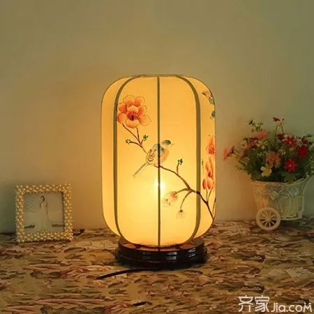 最爱古典韵味  10款灯具让人品味优雅