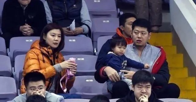 莫科现任妻子有多孝顺？