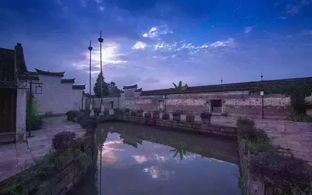 除去裸心谷，国内还有这么多设计绝美的度假村