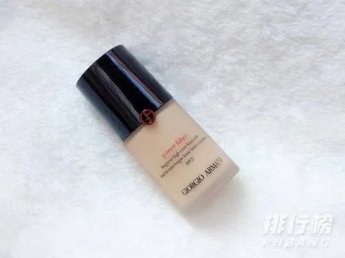 阿玛尼粉底液大师和权力的区别_阿玛尼粉底液大师和权力哪个好用