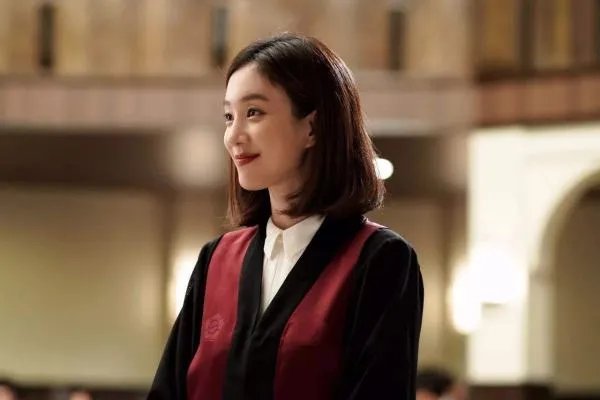 有哪些明星整容整的很失败的案例？