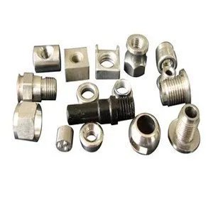 焊接方螺母的用途：