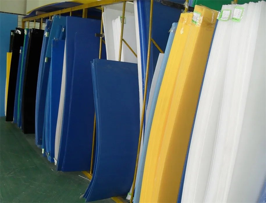 幼儿园塑胶场地的三大优势 怎样选择幼儿园塑胶地板