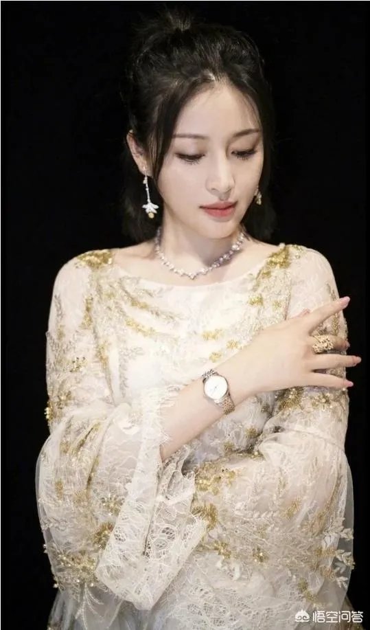 女人穿丝袜是什么感觉？