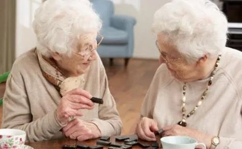 美国中餐女王百岁仙逝，她活到100岁的秘诀是什么？