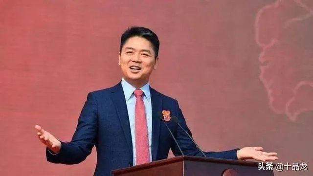 马云去年辞去阿里董事长的职务，后面刘强东等大佬相继卸任，退居幕后，这是为什么？