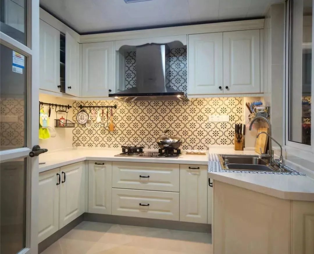 厨房柜门哪种好？