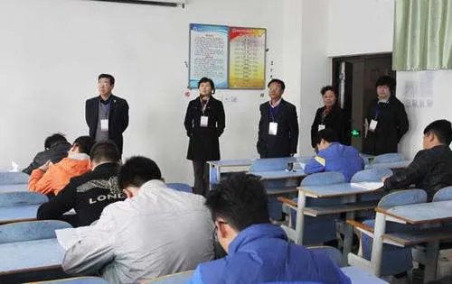 山东春季高考分数线多少？和夏季高考一个分数线？