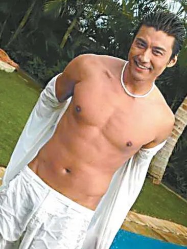 胡兵为什么叫胡美丽 网曝其性取向有问题