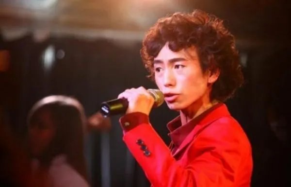 曾经的滑板鞋庞麦郎为何现在演唱会都寥寥无几？