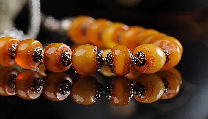 玛瑙和玉的区别 玛瑙和玉有何不同