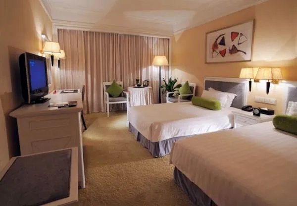 青岛怡堡酒店的基本信息