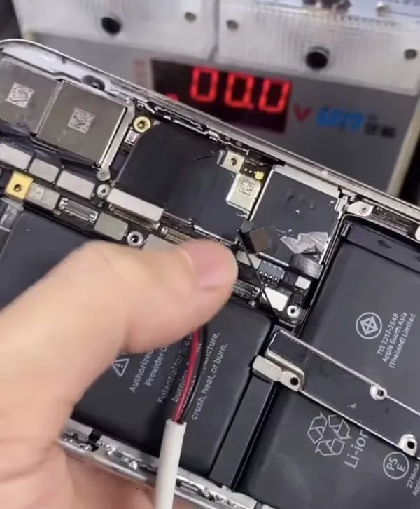 苹果x手机黑屏打不开怎么办？