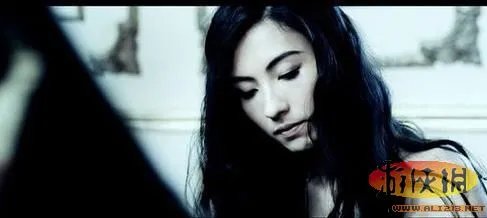 哎！又脱了！《危险关系》张柏芝全裸剧照曝光