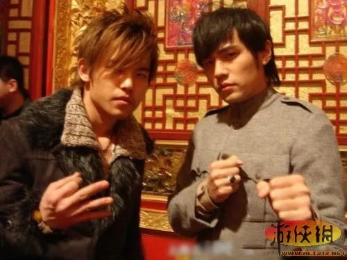 男女老少都有 盘点那些华丽丽的山寨周杰伦们