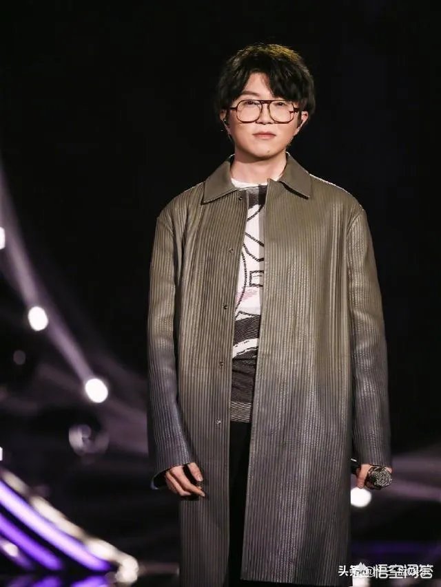 如何评价《歌手·当打之年》毛不易被黄霄云奇袭？