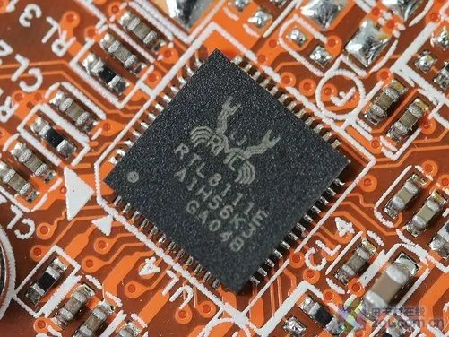 麻雀虽小五脏俱全 测梅捷399元入门H61