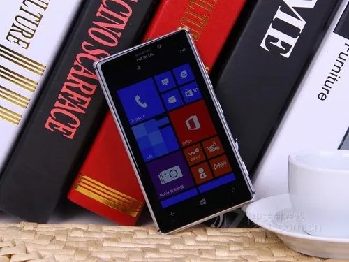 黑暗中拍得更清晰 诺基亚925 Z团促销