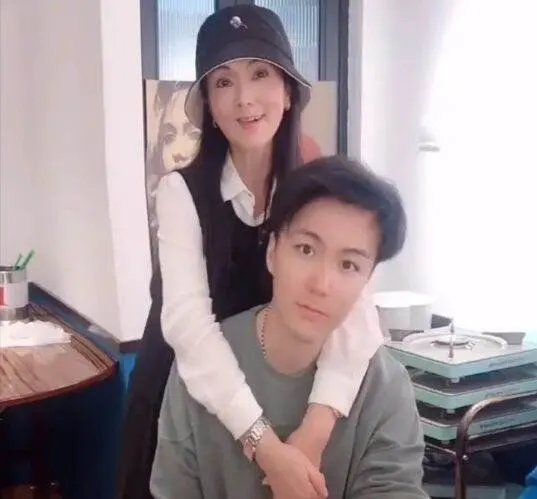 长大的三毛对比