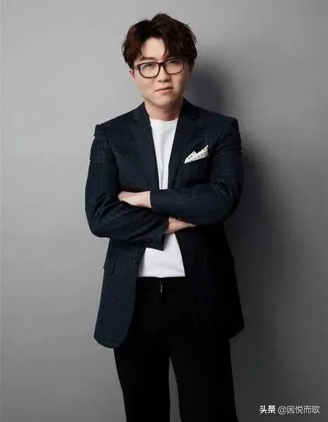 如何评价《歌手·当打之年》毛不易被黄霄云奇袭？