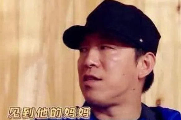 将要重蹈周立波覆辙时，黄渤如何拉张艺兴一把？